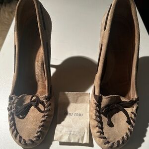 MIU MIU MOCCASIN HEELS
